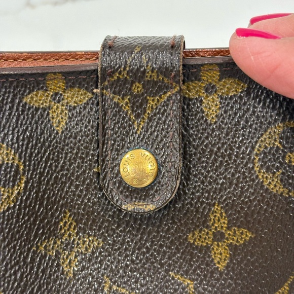 Louis Vuitton Monogram Bifold Zipper Wallet - Picture 11 of 12